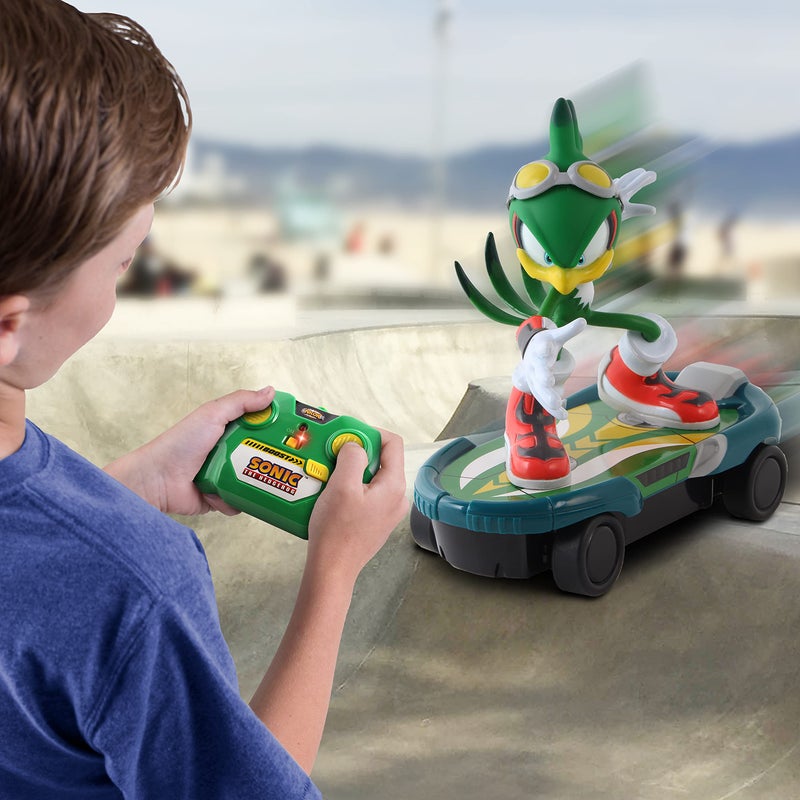 NKOK Sonic Free Rider R/C Skateboard - Jet, The Hawk; Full Function 2.4 GHz Radio Control with Turbo Boost; Cool Tricks and Stunts; Ages 6+ - Image 5
